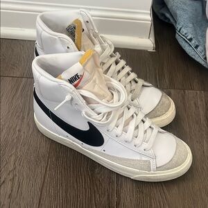 Nike blazers high top, black white